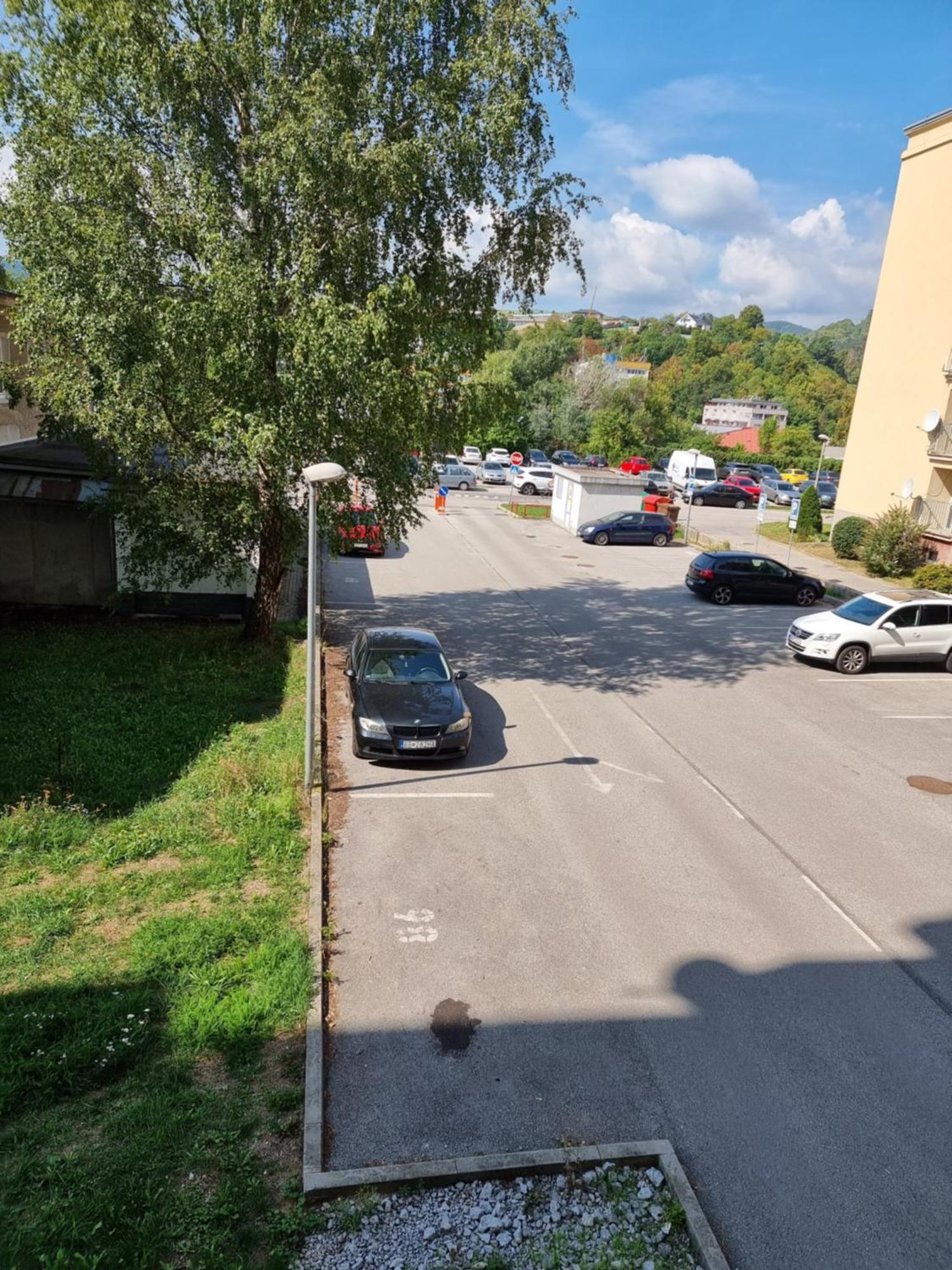 Apartment Banska - City Centre & Private Parking バンスカー・ビストリツァ エクステリア 写真